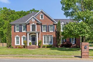 6913 Autumn Lake Trail, Hixson, TN 37343