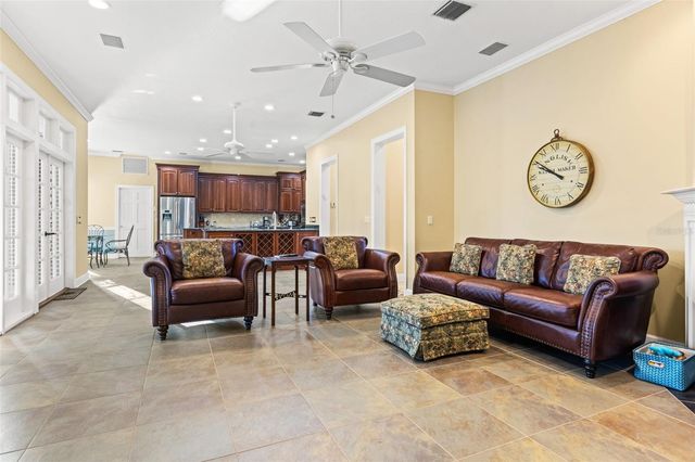 6445 RENWICK CIRCLE, Tampa, FL 33647