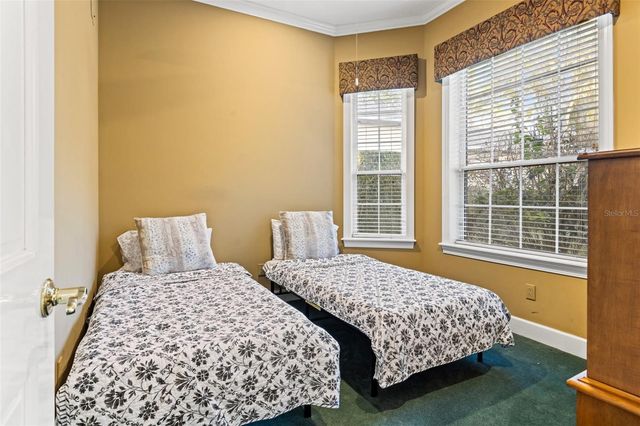 6445 RENWICK CIRCLE, Tampa, FL 33647