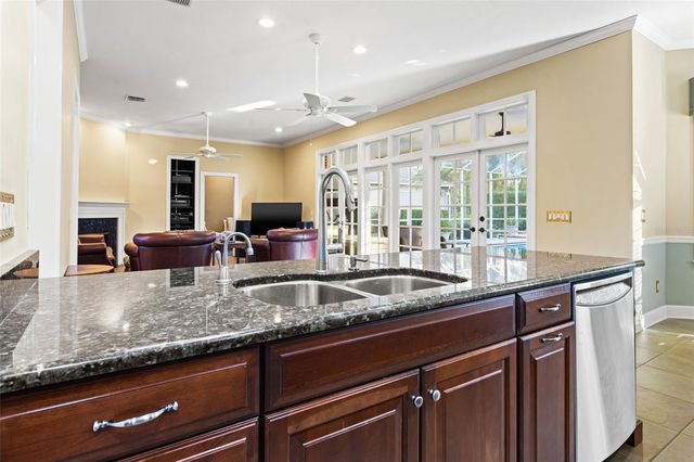 6445 RENWICK CIRCLE, Tampa, FL 33647