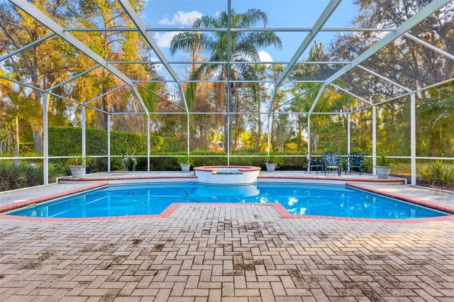 6445 RENWICK CIRCLE, Tampa, FL 33647