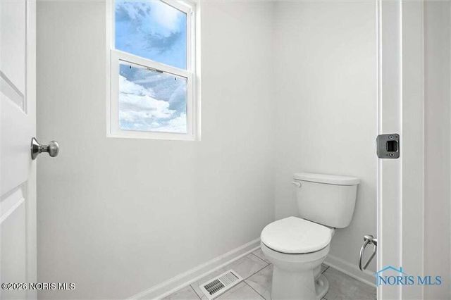 153 Bentley Drive, Perrysburg, OH 43551