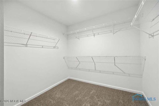 153 Bentley Drive, Perrysburg, OH 43551