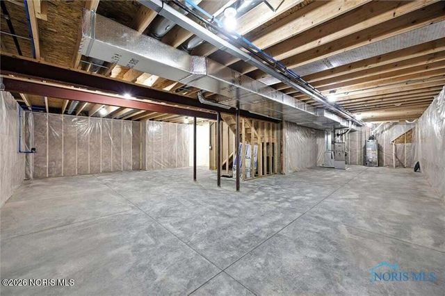 153 Bentley Drive, Perrysburg, OH 43551