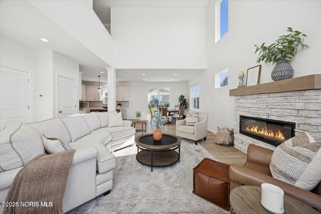 153 Bentley Drive, Perrysburg, OH 43551