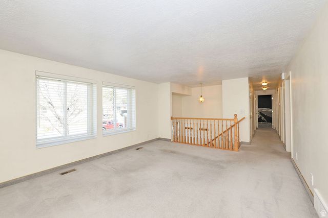 882 E 7905 S, Sandy, UT 84094