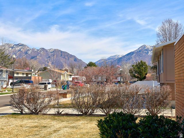 882 E 7905 S, Sandy, UT 84094