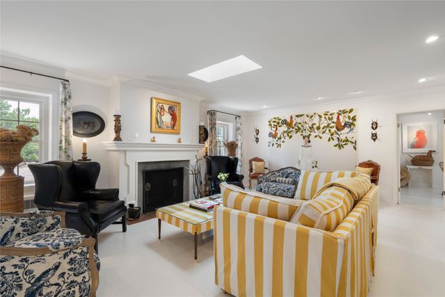 800 Garcia Street, Santa Fe, NM 87505