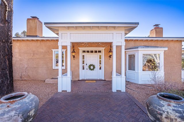 800 Garcia Street, Santa Fe, NM 87505