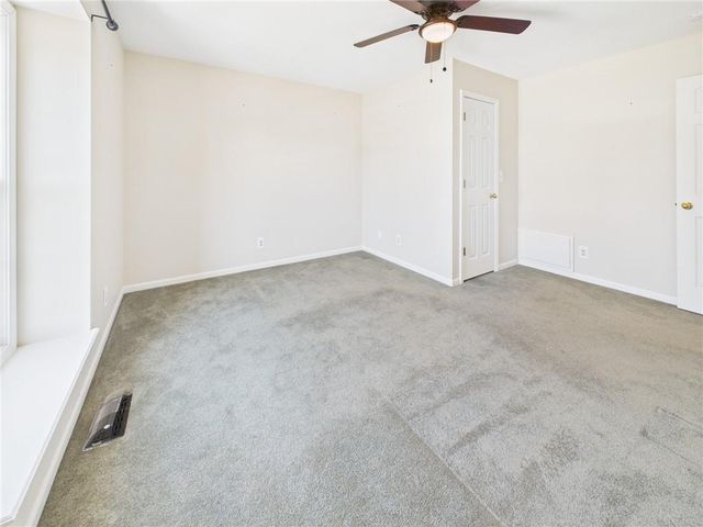 101 Hidden Pines Lane, Warrensburg, MO 64093