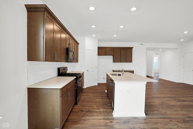 7595 Bluegill Drive, Noblesville, IN 46062