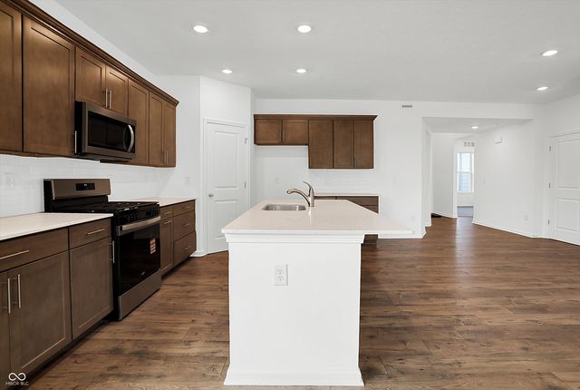 7595 Bluegill Drive, Noblesville, IN 46062