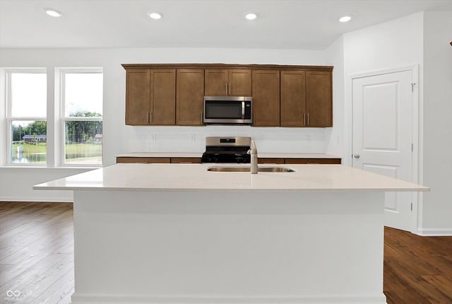 7595 Bluegill Drive, Noblesville, IN 46062