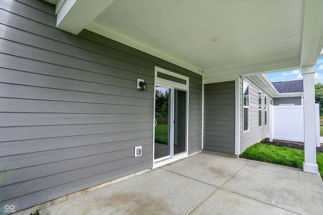 7595 Bluegill Drive, Noblesville, IN 46062