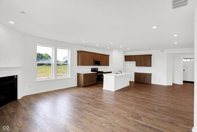 7595 Bluegill Drive, Noblesville, IN 46062