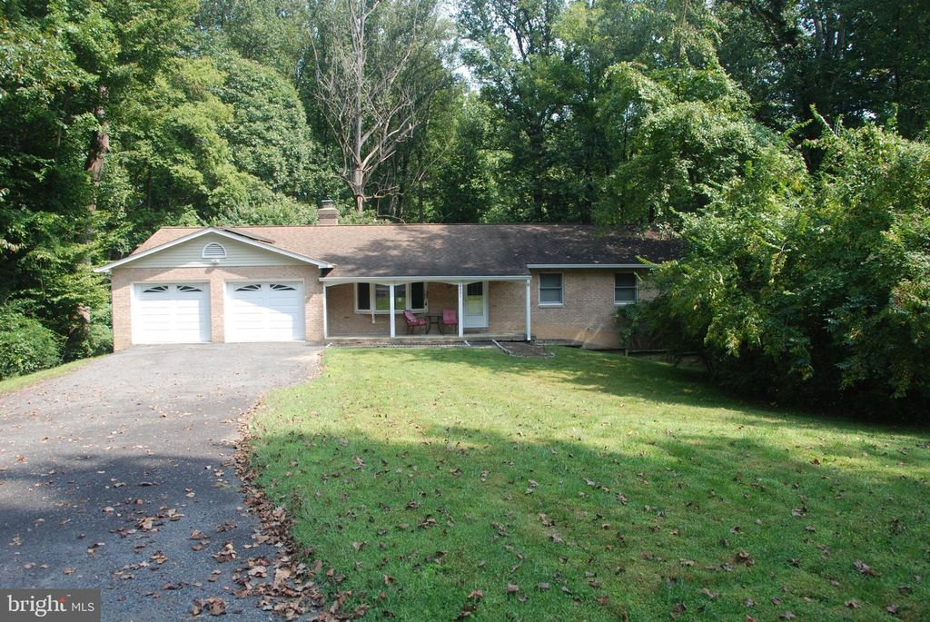 6801 JEREMIAH CT, Fairfax Station, VA 22039