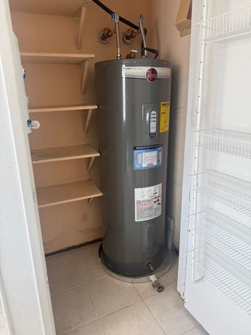 4913 Walker Drive, The Colony, TX 75056