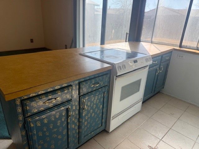 4913 Walker Drive, The Colony, TX 75056