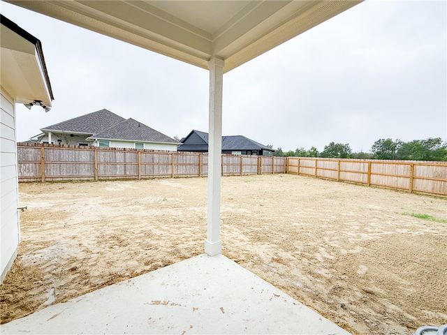 3572 Pointe du Hoc Loop, Bryan, TX 77808
