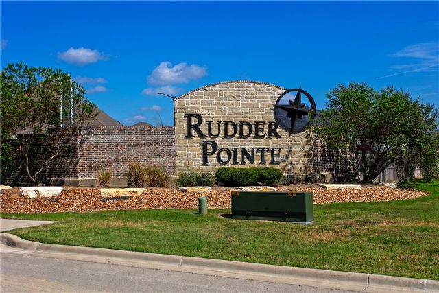 3572 Pointe du Hoc Loop, Bryan, TX 77808
