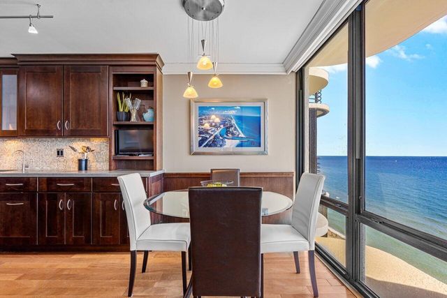 250 S Ocean Boulevard 11c, Boca Raton, FL 33432