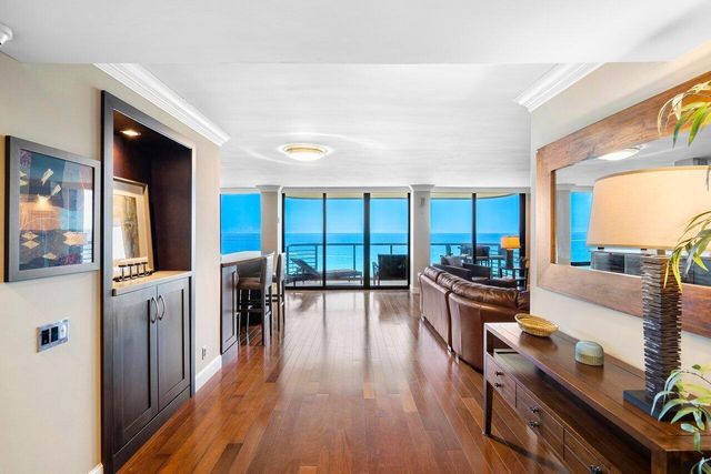 250 S Ocean Boulevard 11c, Boca Raton, FL 33432