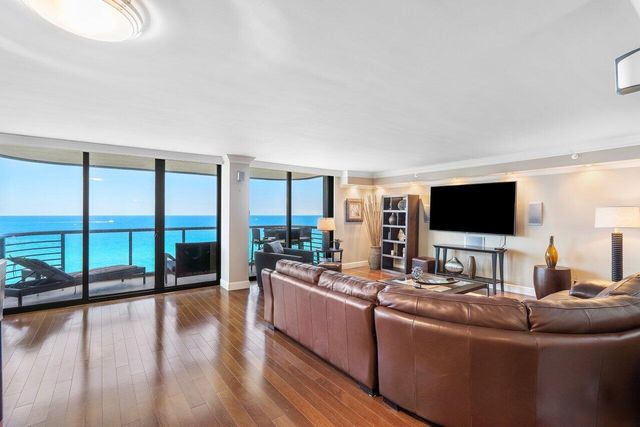 250 S Ocean Boulevard 11c, Boca Raton, FL 33432