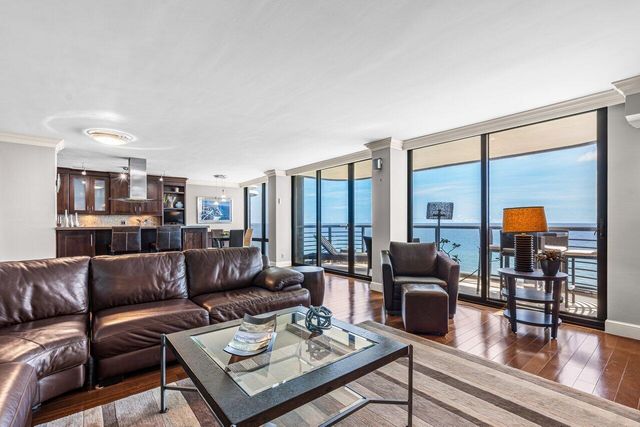 250 S Ocean Boulevard 11c, Boca Raton, FL 33432
