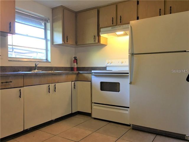 8306 N 17TH STREET, Tampa, FL 33604