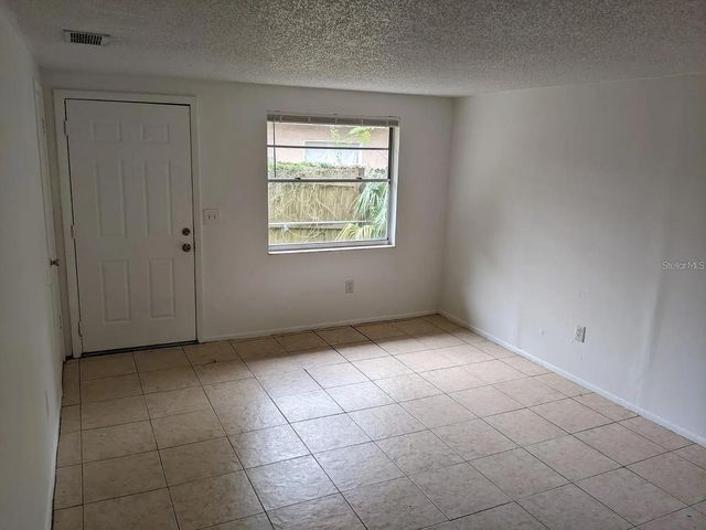 8306 N 17TH STREET, Tampa, FL 33604