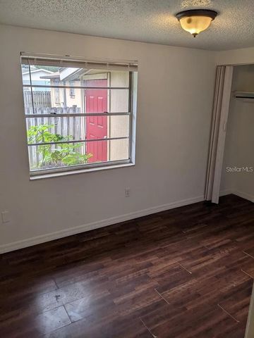 8306 N 17TH STREET, Tampa, FL 33604