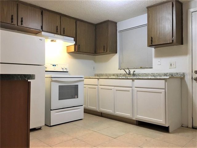 8306 N 17TH STREET, Tampa, FL 33604