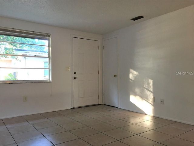 8306 N 17TH STREET, Tampa, FL 33604