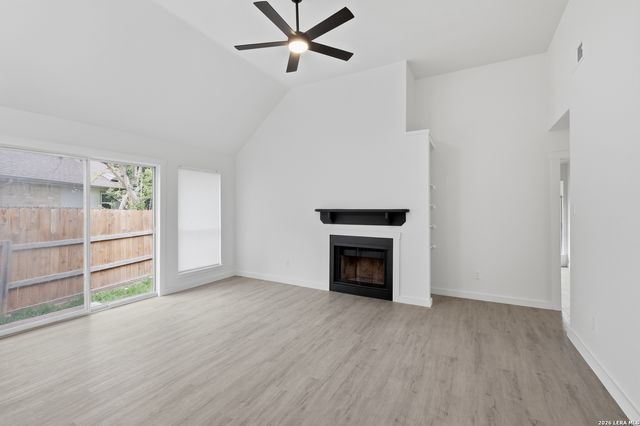 9010 Fromage, San Antonio, TX 78250