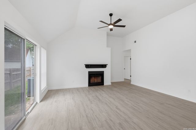9010 Fromage, San Antonio, TX 78250