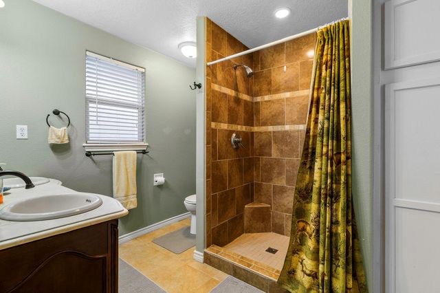 235 South Circle Drive, Livingston, TX 77351