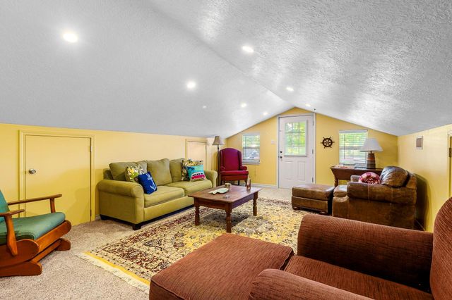 235 South Circle Drive, Livingston, TX 77351