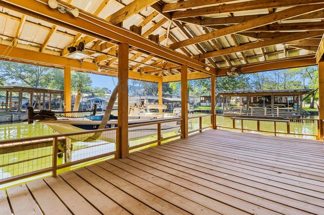 235 South Circle Drive, Livingston, TX 77351