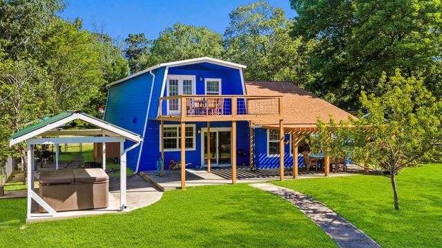 235 South Circle Drive, Livingston, TX 77351