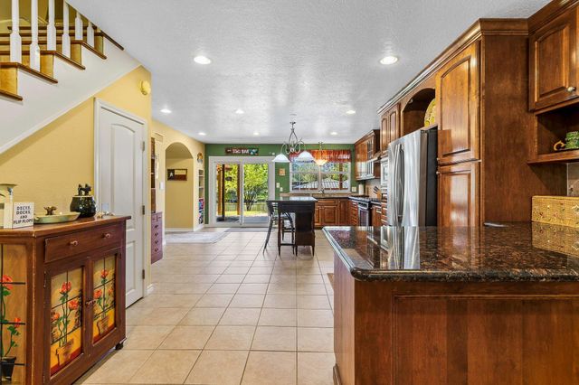 235 South Circle Drive, Livingston, TX 77351