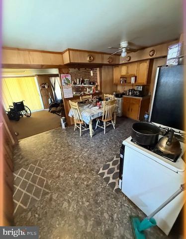 950 BRIDGETON AVE, Millville, NJ 08332