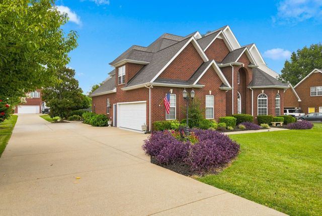 1216 Harvest Grove Blvd, Murfreesboro, TN 37129