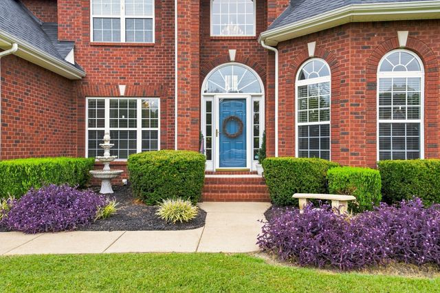 1216 Harvest Grove Blvd, Murfreesboro, TN 37129