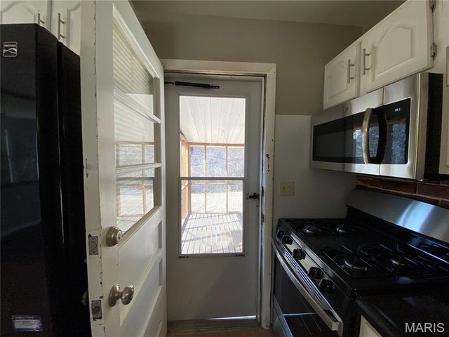 5167 Ville Maria Lane, Hazelwood, MO 63042