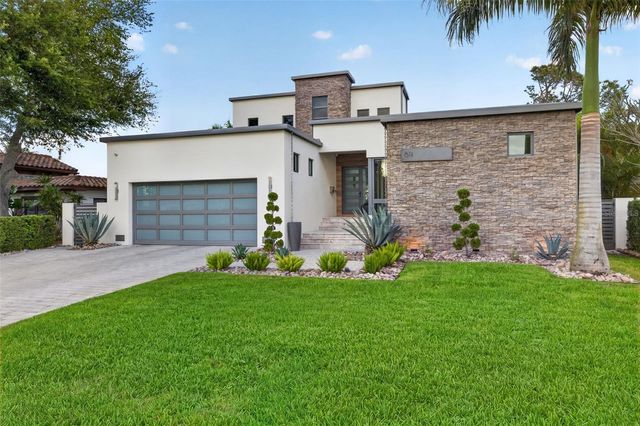 874 PLACIDO WAY NE, St Petersburg, FL 33704