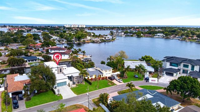 874 PLACIDO WAY NE, St Petersburg, FL 33704