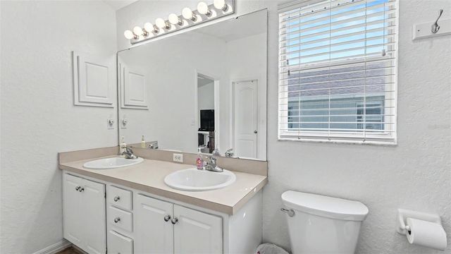 1754 TURTLE ROCK DRIVE, Lakeland, FL 33803