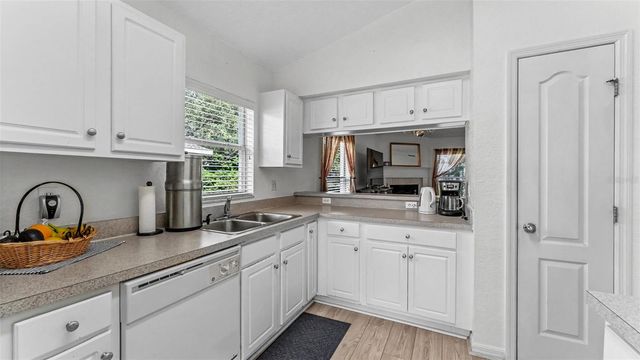 1754 TURTLE ROCK DRIVE, Lakeland, FL 33803
