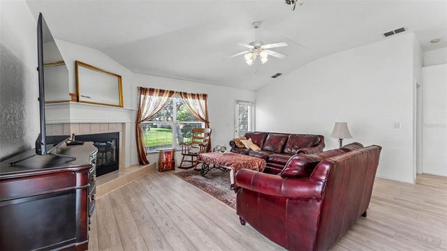 1754 TURTLE ROCK DRIVE, Lakeland, FL 33803