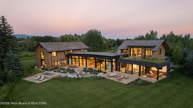4635 W WILLOWBROOK Lane, Wilson, WY 83014